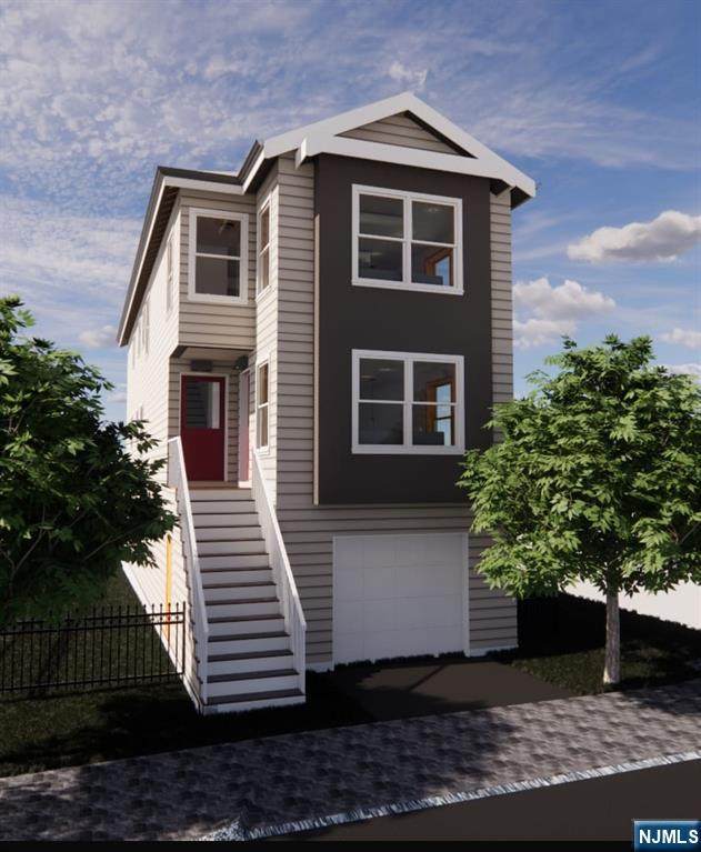 814 15th Street - Photo 1