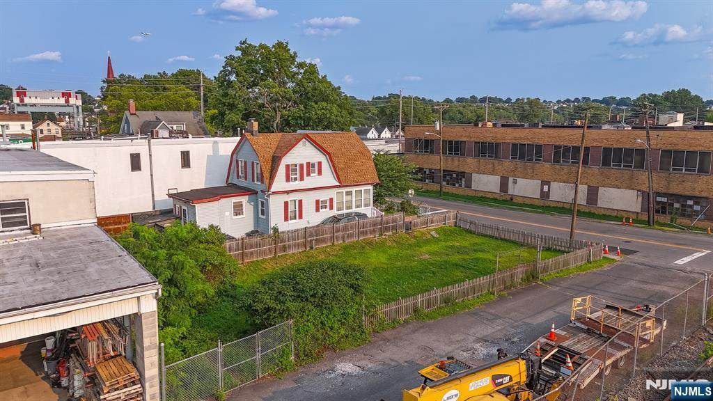 62 Rutgers Street - Photo 1