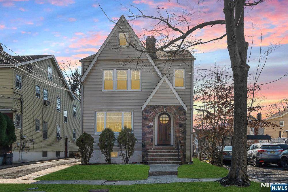 101 Tiffany Place - Photo 1
