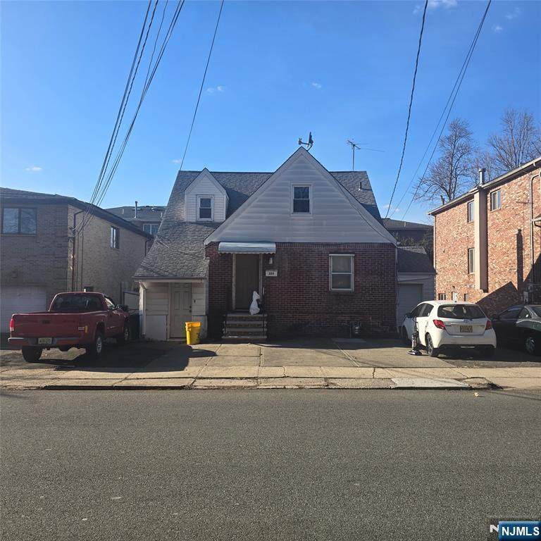 253 5th Street - Photo 1