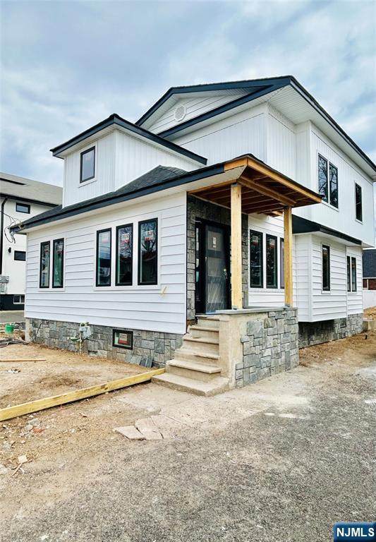 9-03 5th Street - Photo 1