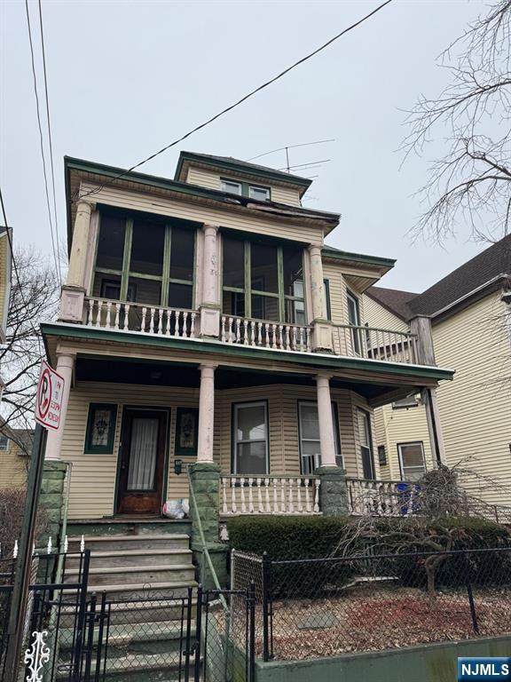 169 21st Street - Photo 1