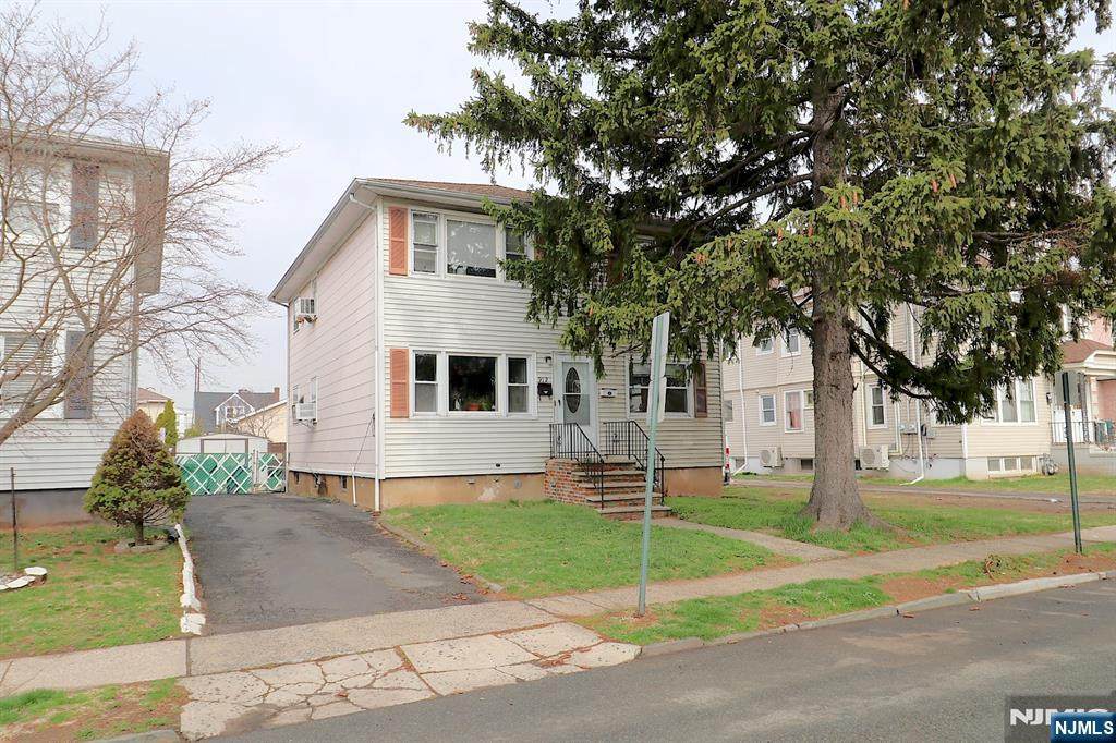 910-912-912 Madison Avenue - Photo 1