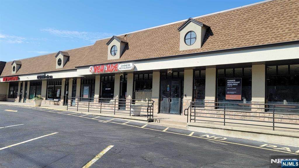 321 Broadway - Photo 1