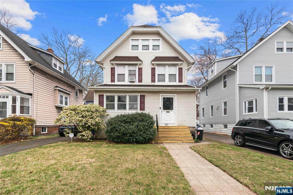257 Rutledge Avenue - Photo 1