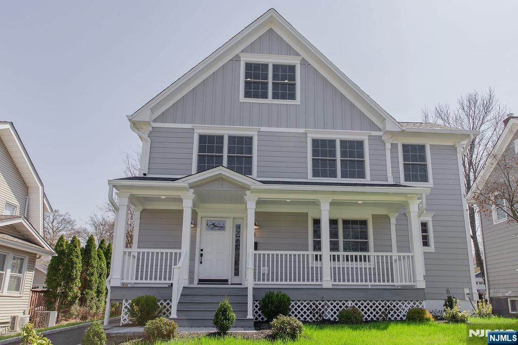 8 Yale Street - Photo 1