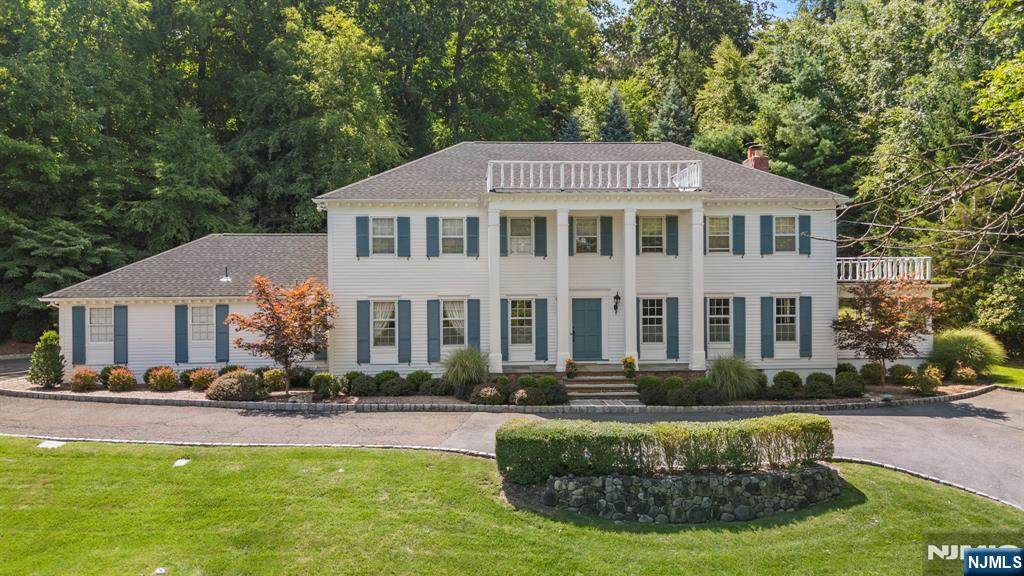 896 Olentangy Road - Photo 1