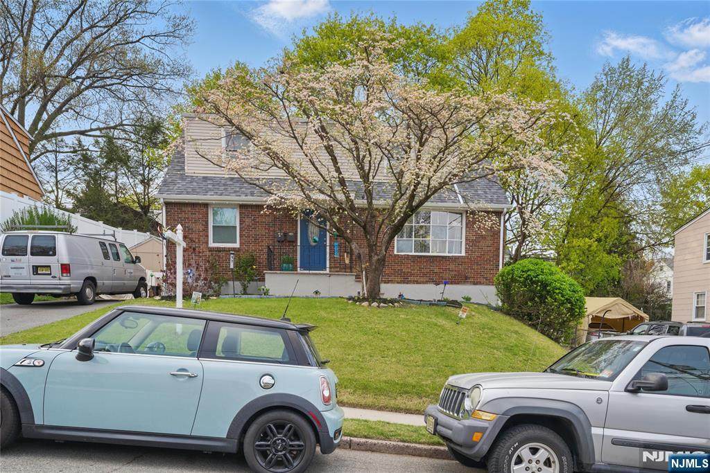 17 11th Street - Photo 1
