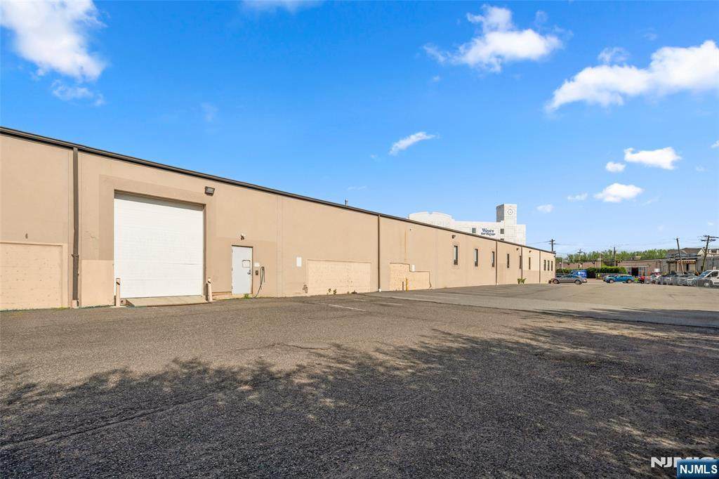 60 Commerce Way - Photo 1