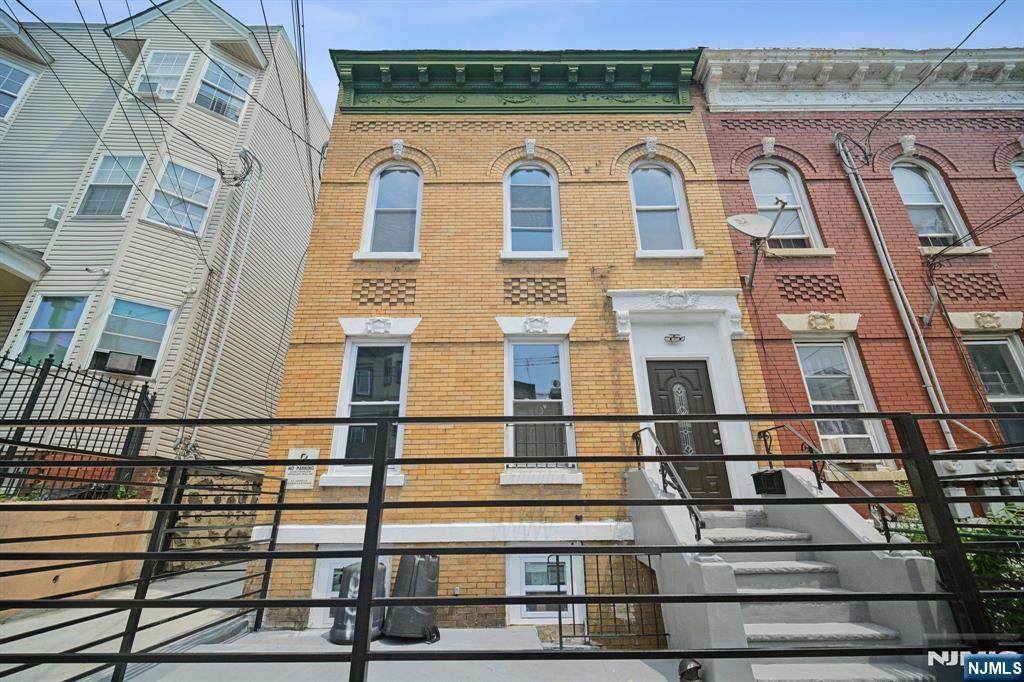 130 Wilkinson Avenue - Photo 1