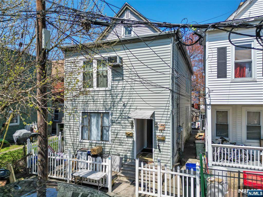 14 Wisnev Street - Photo 1