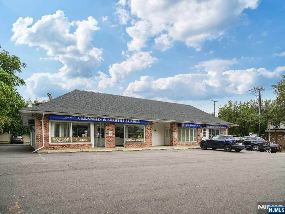 156 Broadway - Photo 1