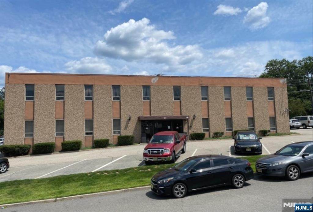 18 Overlook Avenue - Photo 1