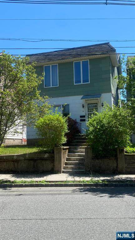 68 Garden Avenue - Photo 1