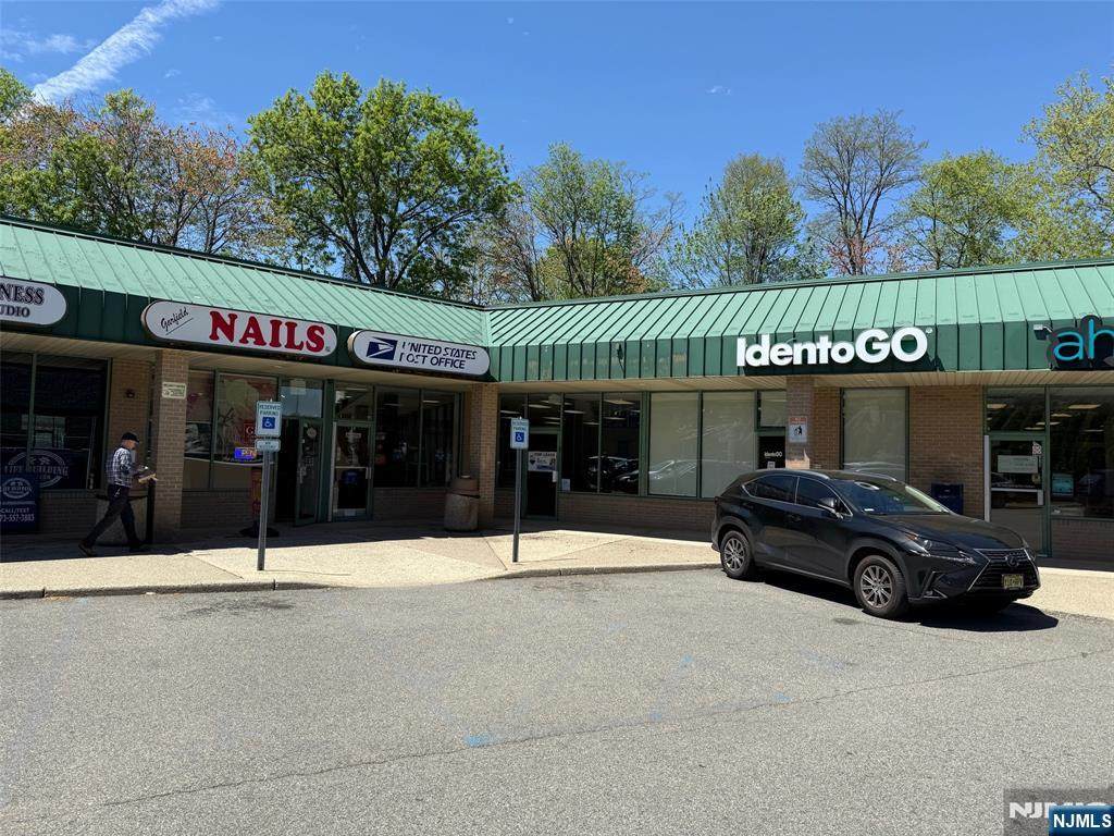 85 Outwater Lane - Photo 1