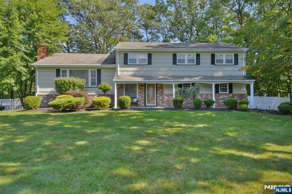 118 Ullman Avenue - Photo 1