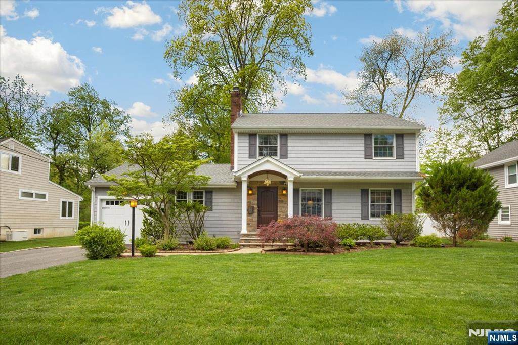 12 Borden Place - Photo 1