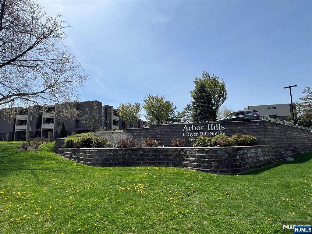 21 River Road - Photo 1