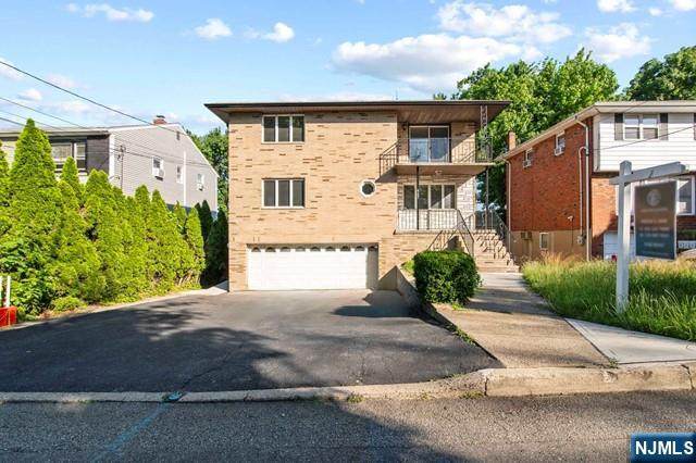 447 10th - Photo 1