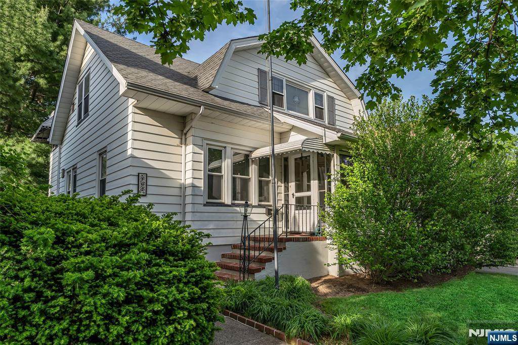 107 Kingston Avenue - Photo 1