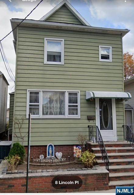 8 Lincoln Place - Photo 1