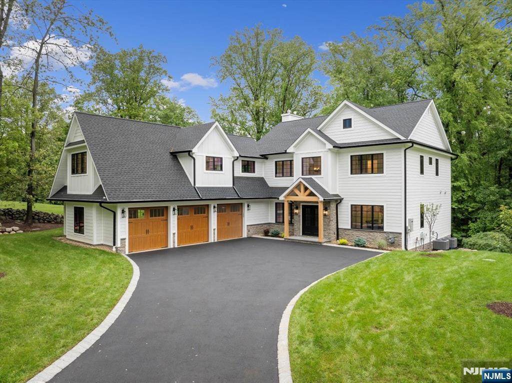 20 Aronow Place - Photo 1