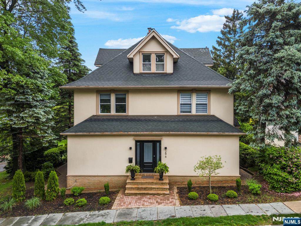 296 Highfield Lane - Photo 1