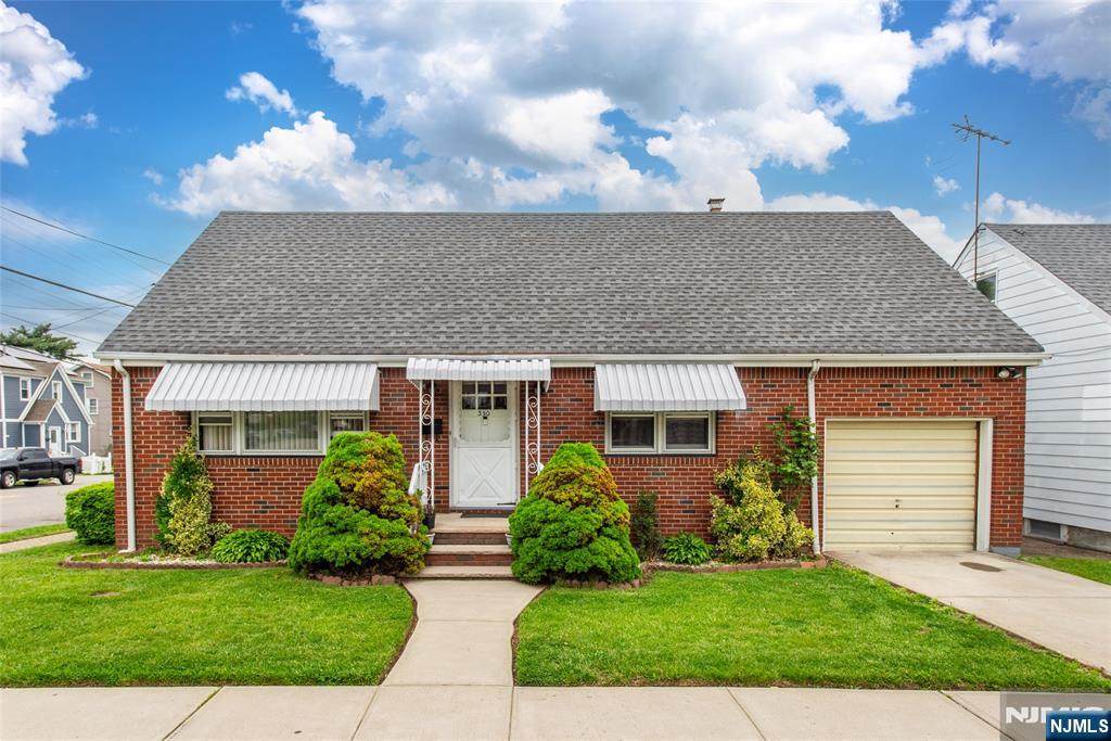350 Trenton Avenue - Photo 1