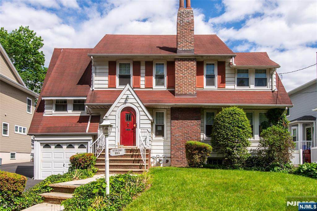 532 Passaic Avenue - Photo 1