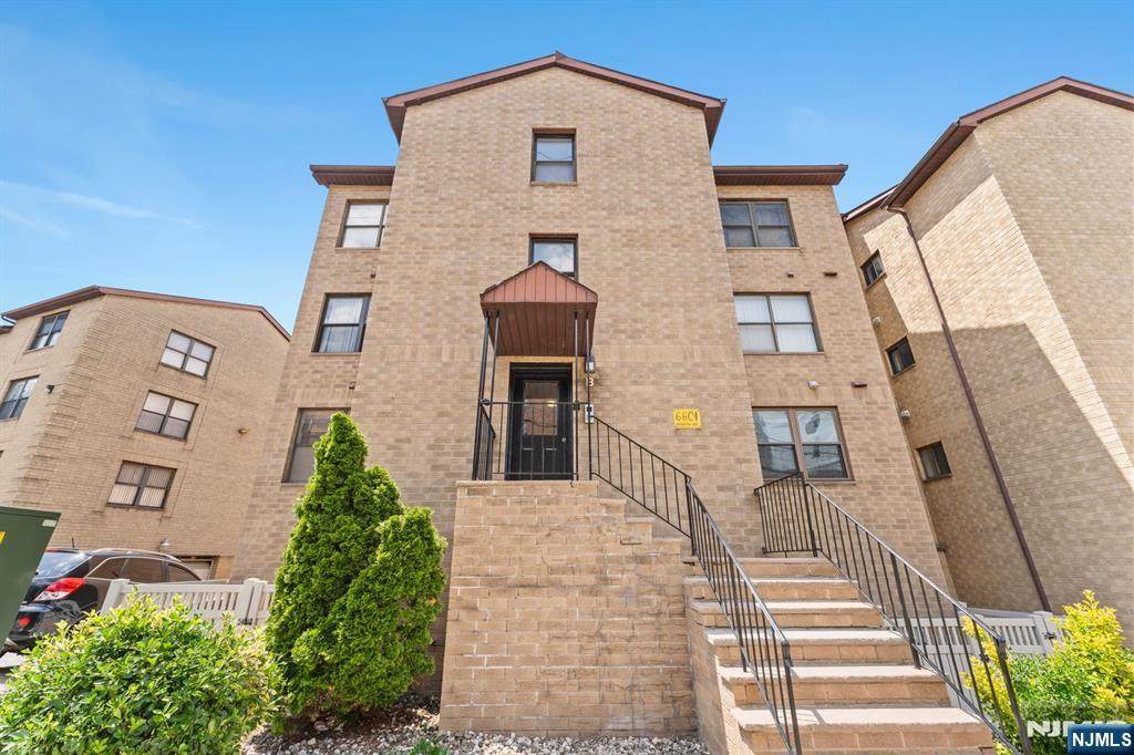 6601 Granton Avenue - Photo 1