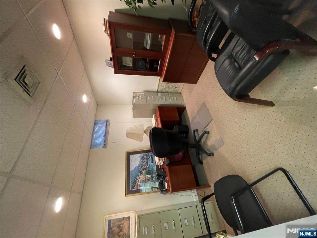 365 Franklin Avenue - Photo 1