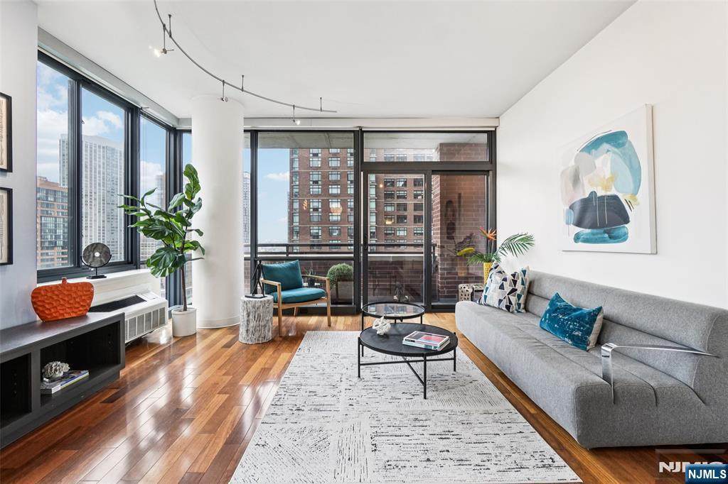 389 Washington Street - Photo 1