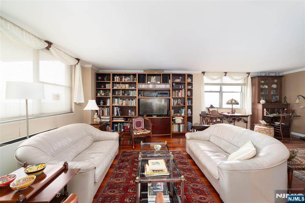 6040 Boulevard East - Photo 1