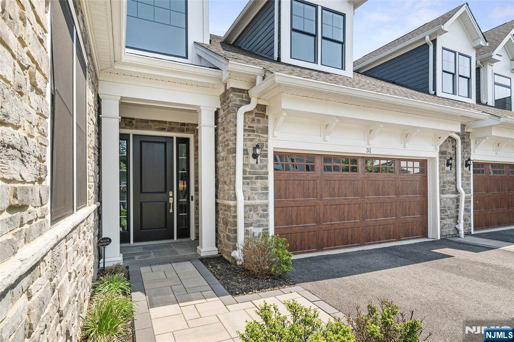 31 Woodmont Circle - Photo 1