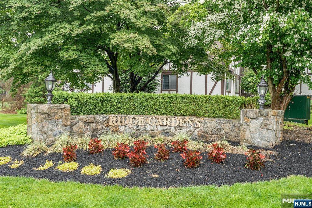 905 Thoreau Court - Photo 1