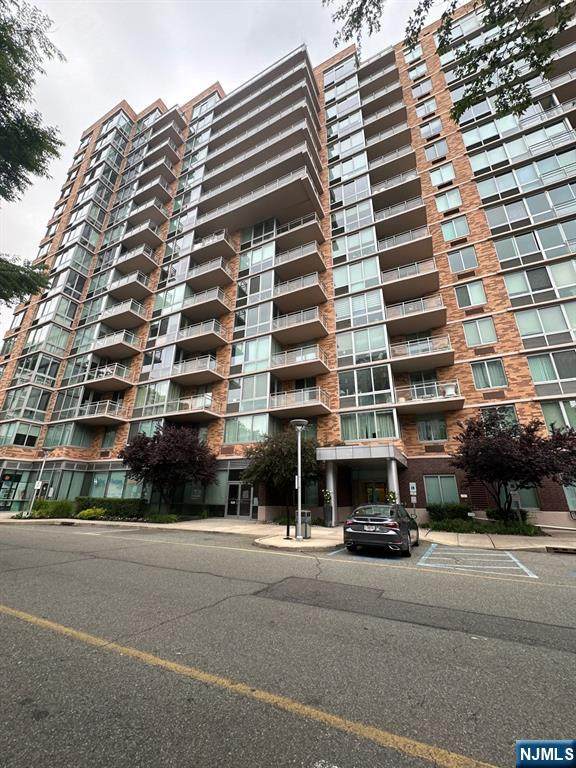 316 Hudson Park - Photo 1