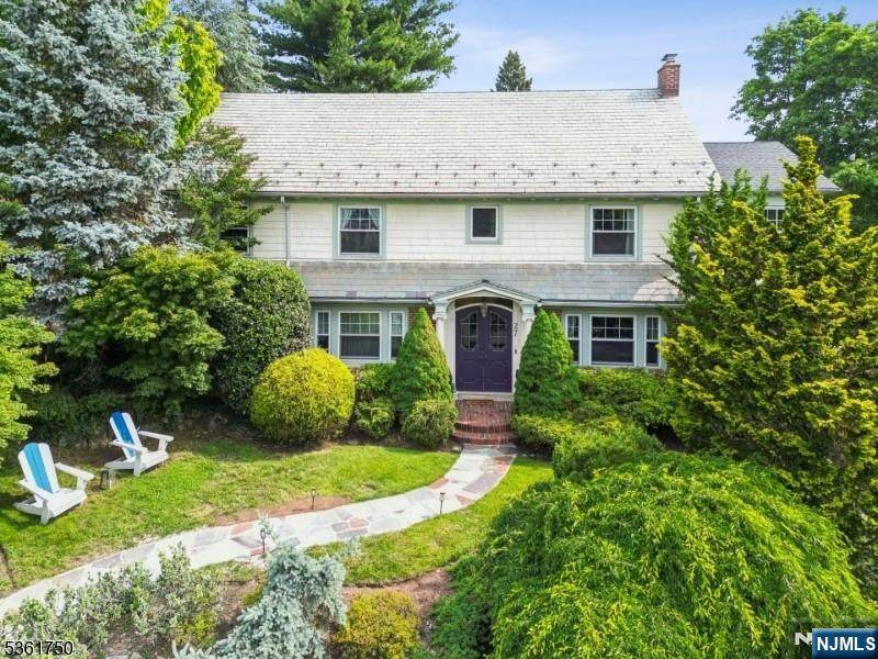 27 Fairway Drive - Photo 1