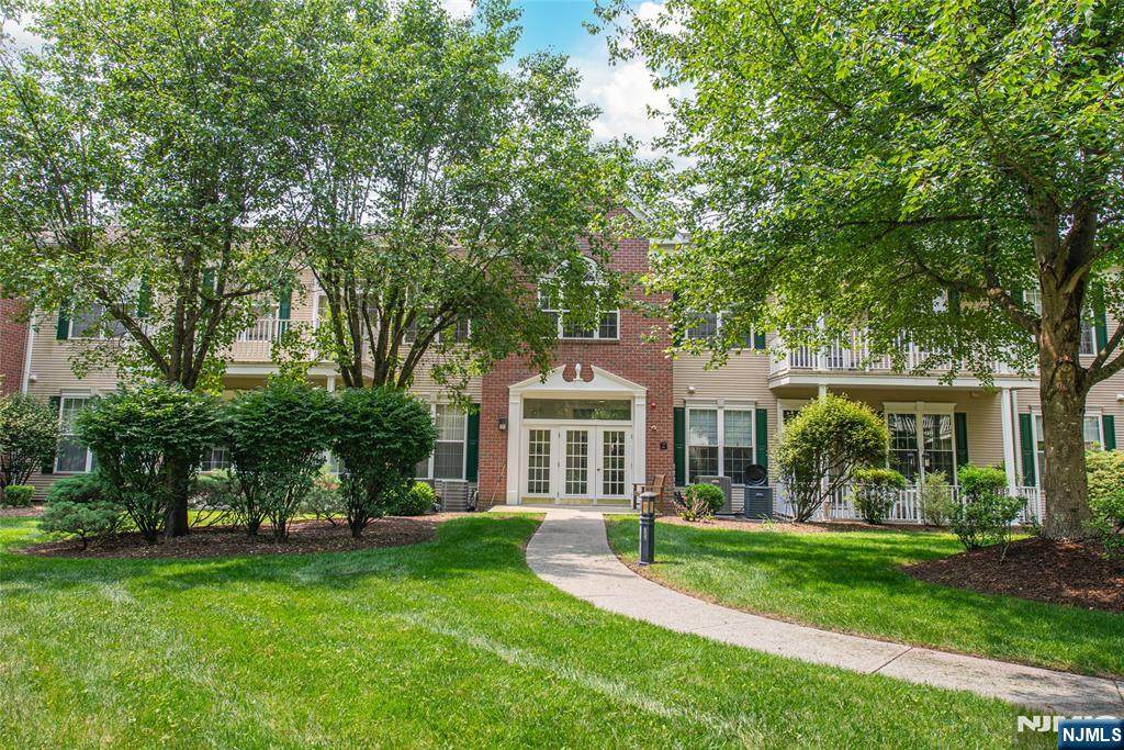 1106 Four Seasons Drive - Photo 1
