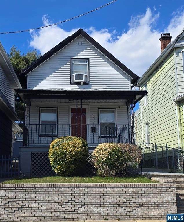 405 Elm Street - Photo 1