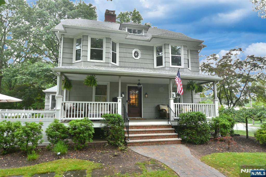 4 4th Street - Photo 1