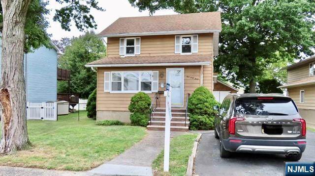 443 Chestnut - Photo 1