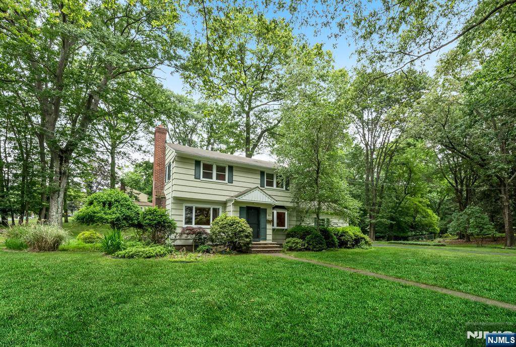21 Dale Avenue - Photo 1