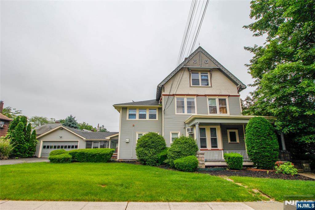 417 Blackwell Street - Photo 1