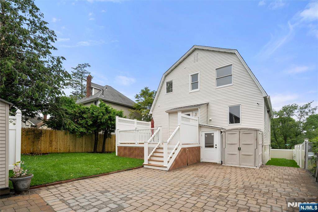 174 Pleasant Avenue - Photo 1