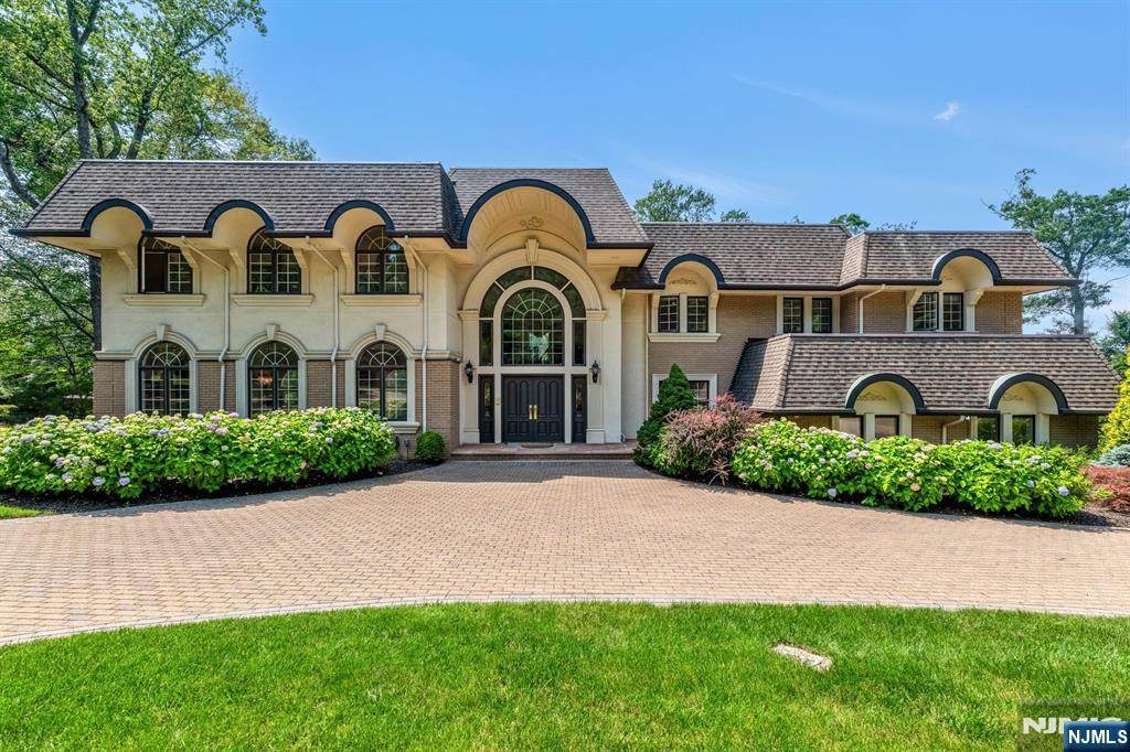 82 Jackson Drive - Photo 1