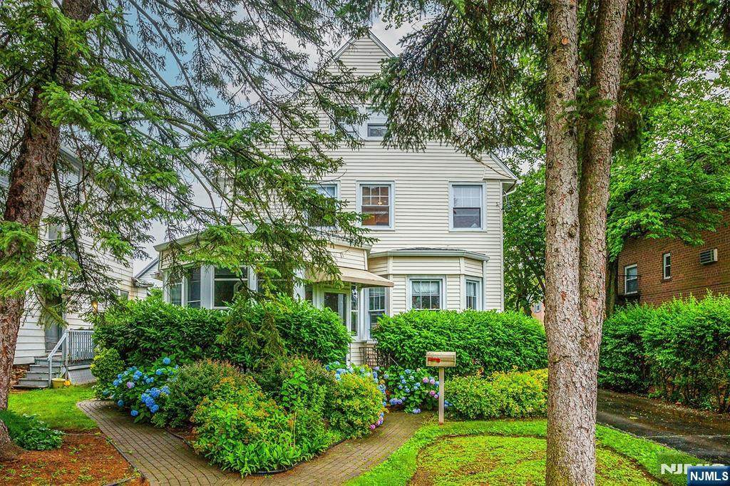 81 Grove Street - Photo 1