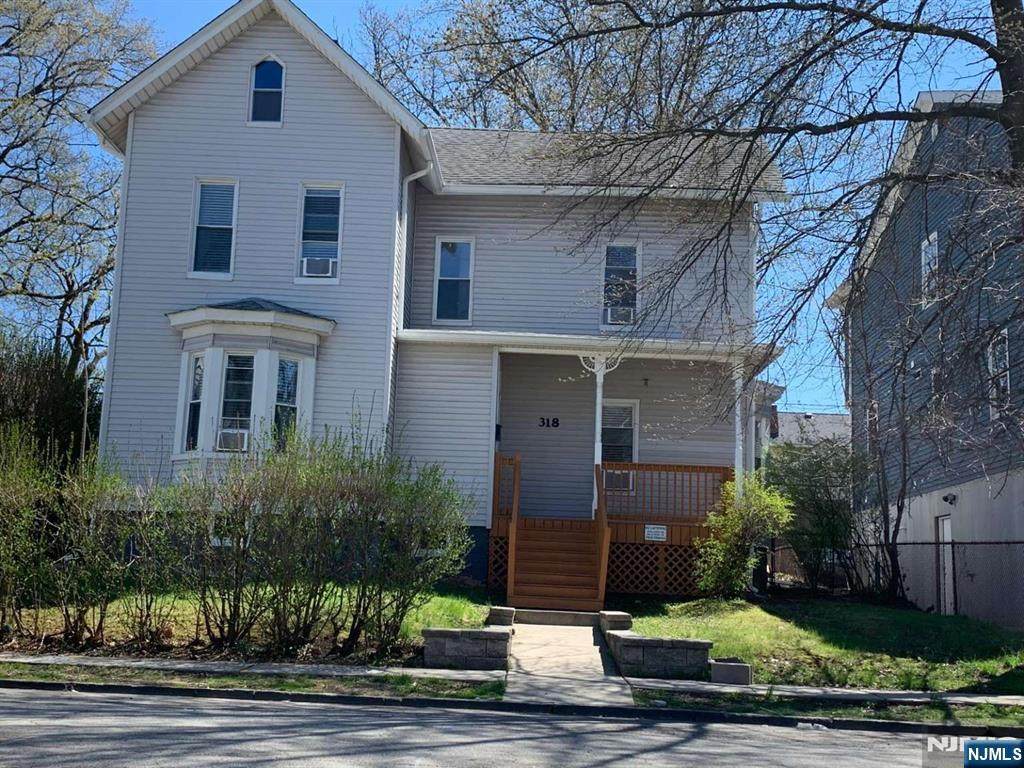 318 Amherst Street - Photo 1