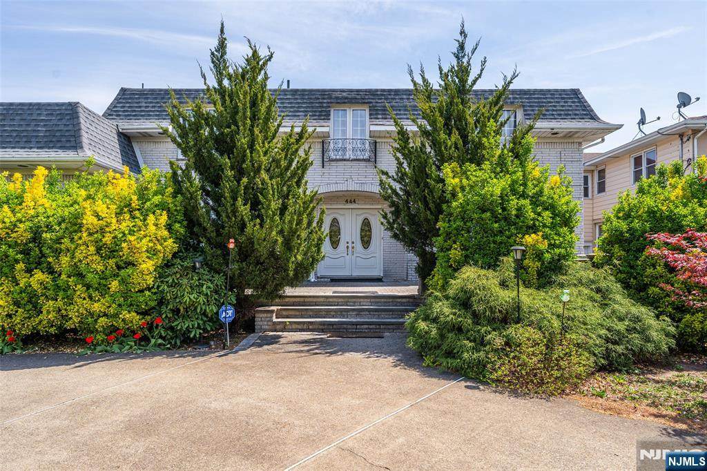 444 Harrison Avenue - Photo 1