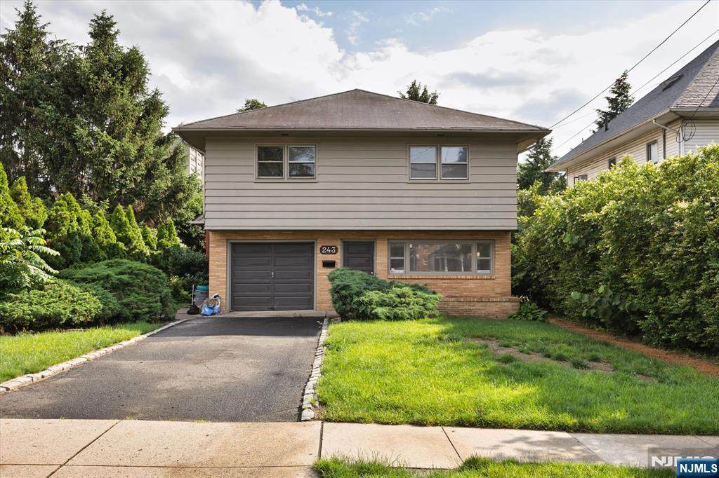 243 Lafayette Avenue - Photo 1