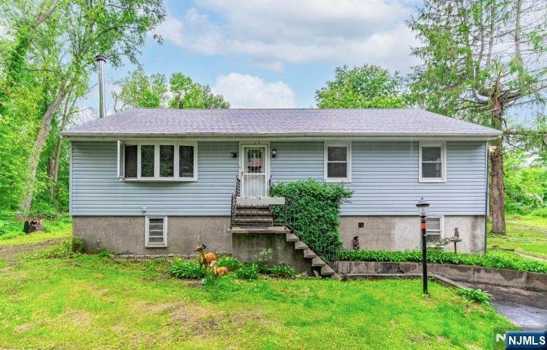 237 Whitmore Avenue - Photo 1